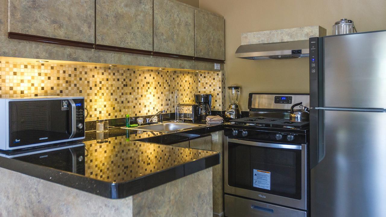 La Quinta Beach Resort Палм Бийч Екстериор снимка