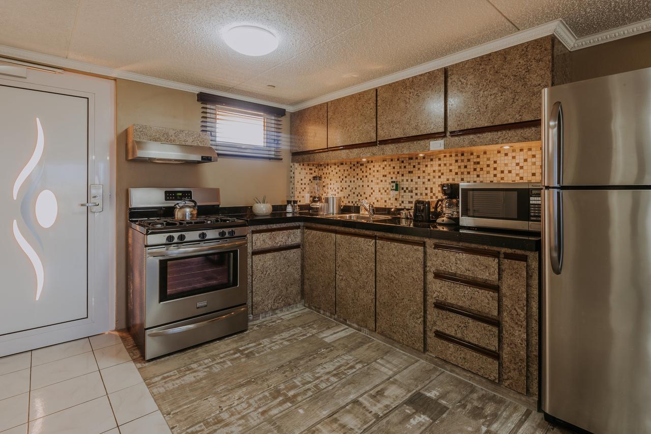 La Quinta Beach Resort Палм Бийч Екстериор снимка